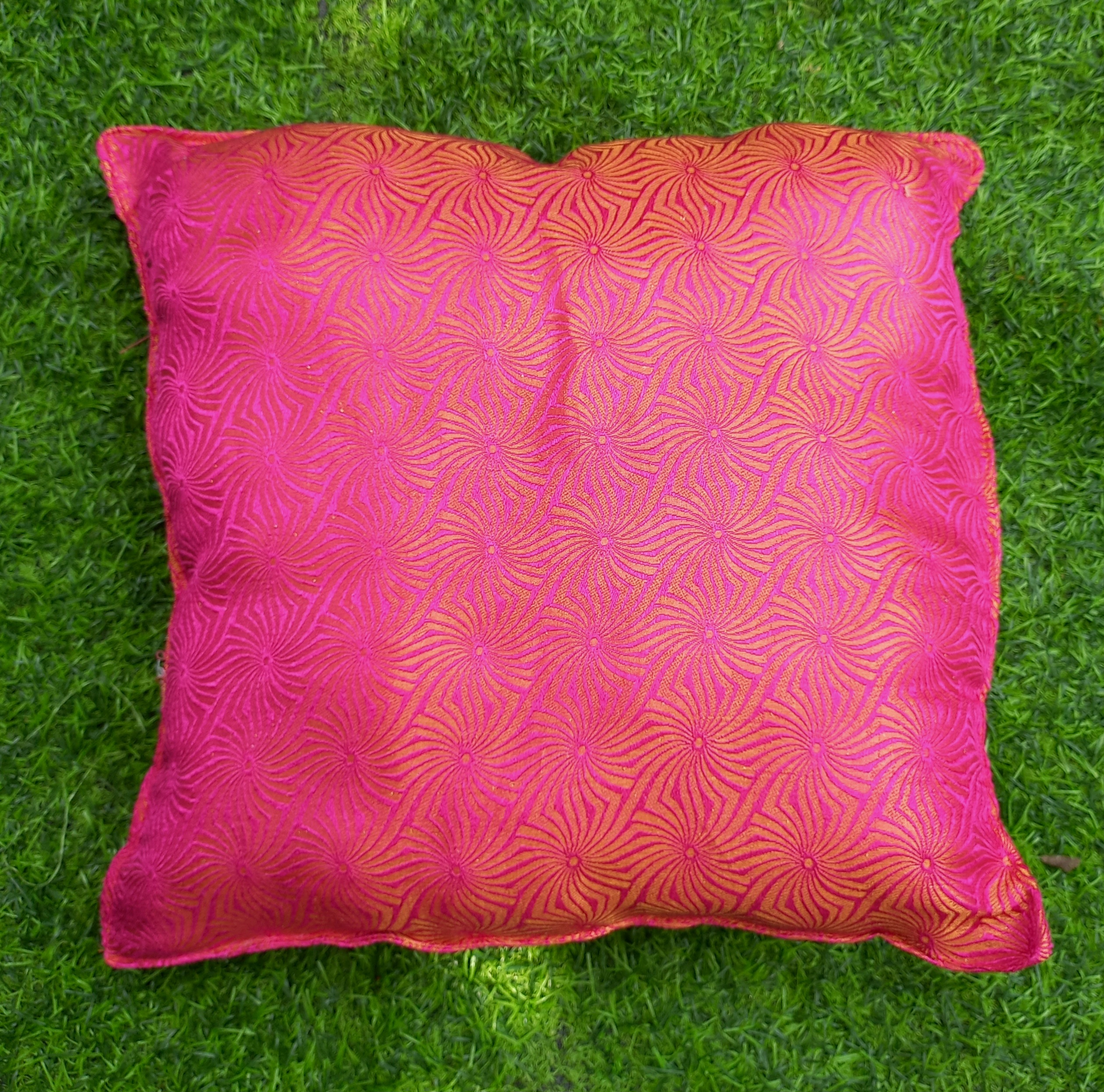 Mehendi Cushions Magenta Pink HH