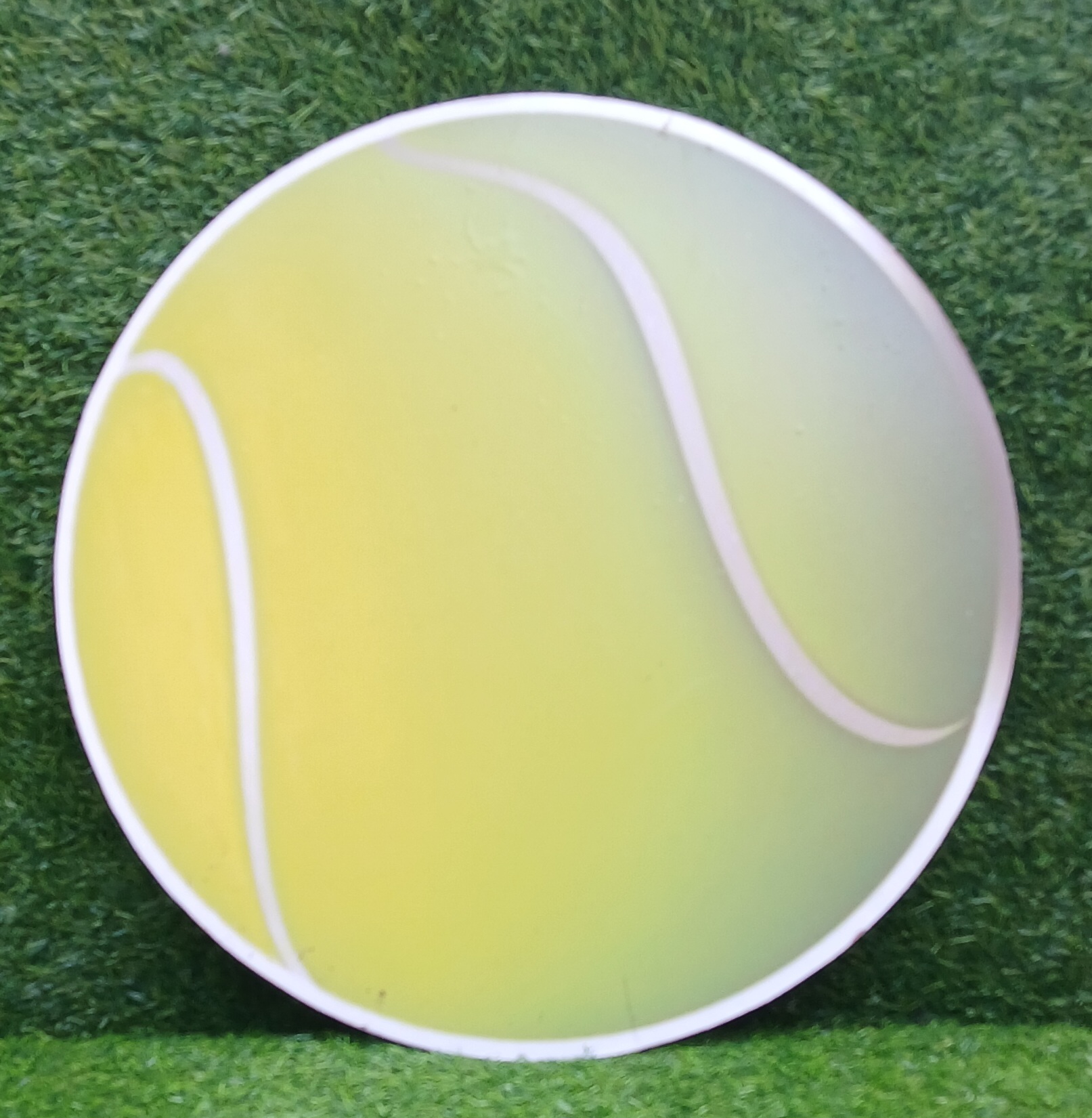 Diameter : 18 Inches