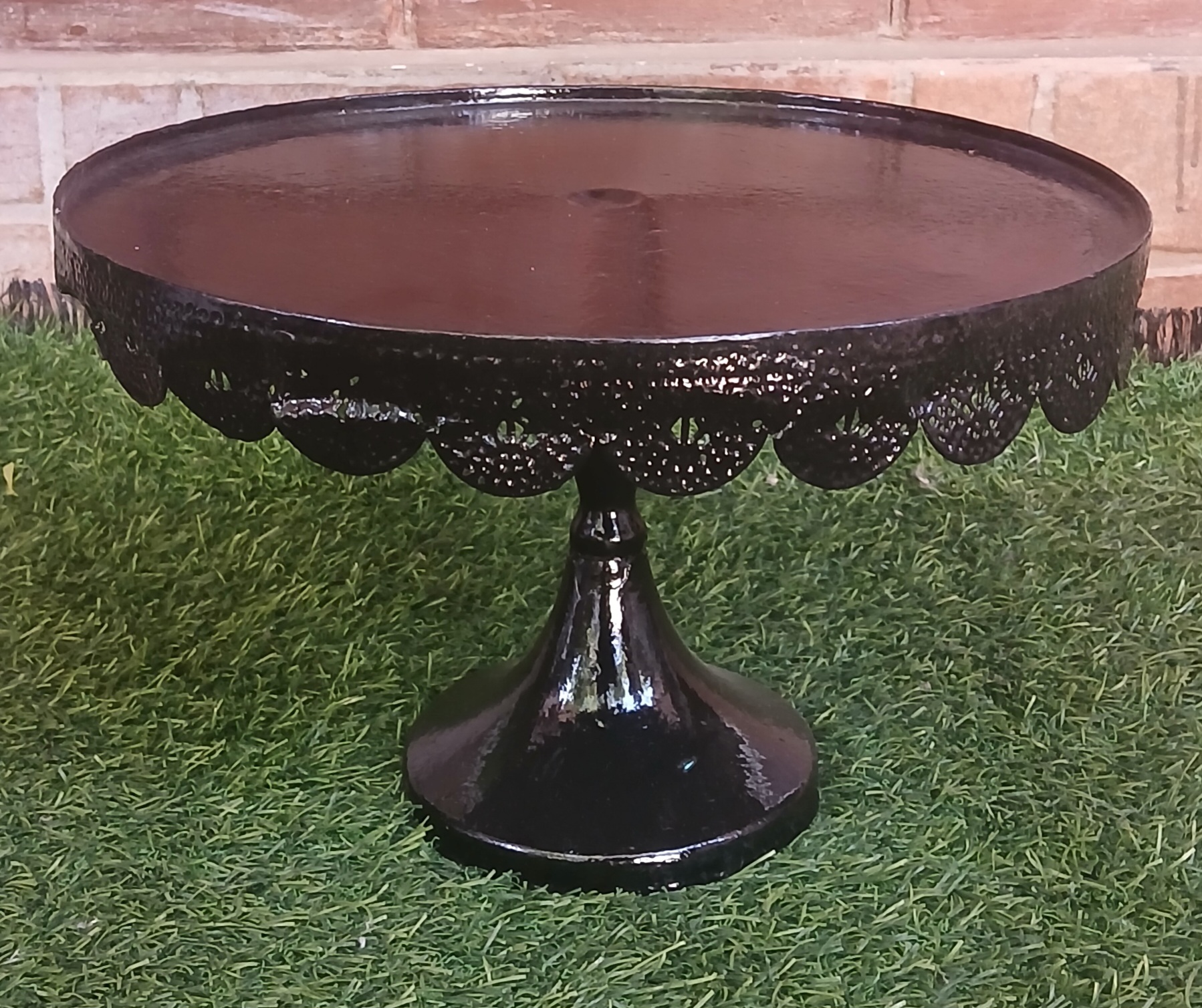 Height : 12 Inches
Diameter : 12 Inches