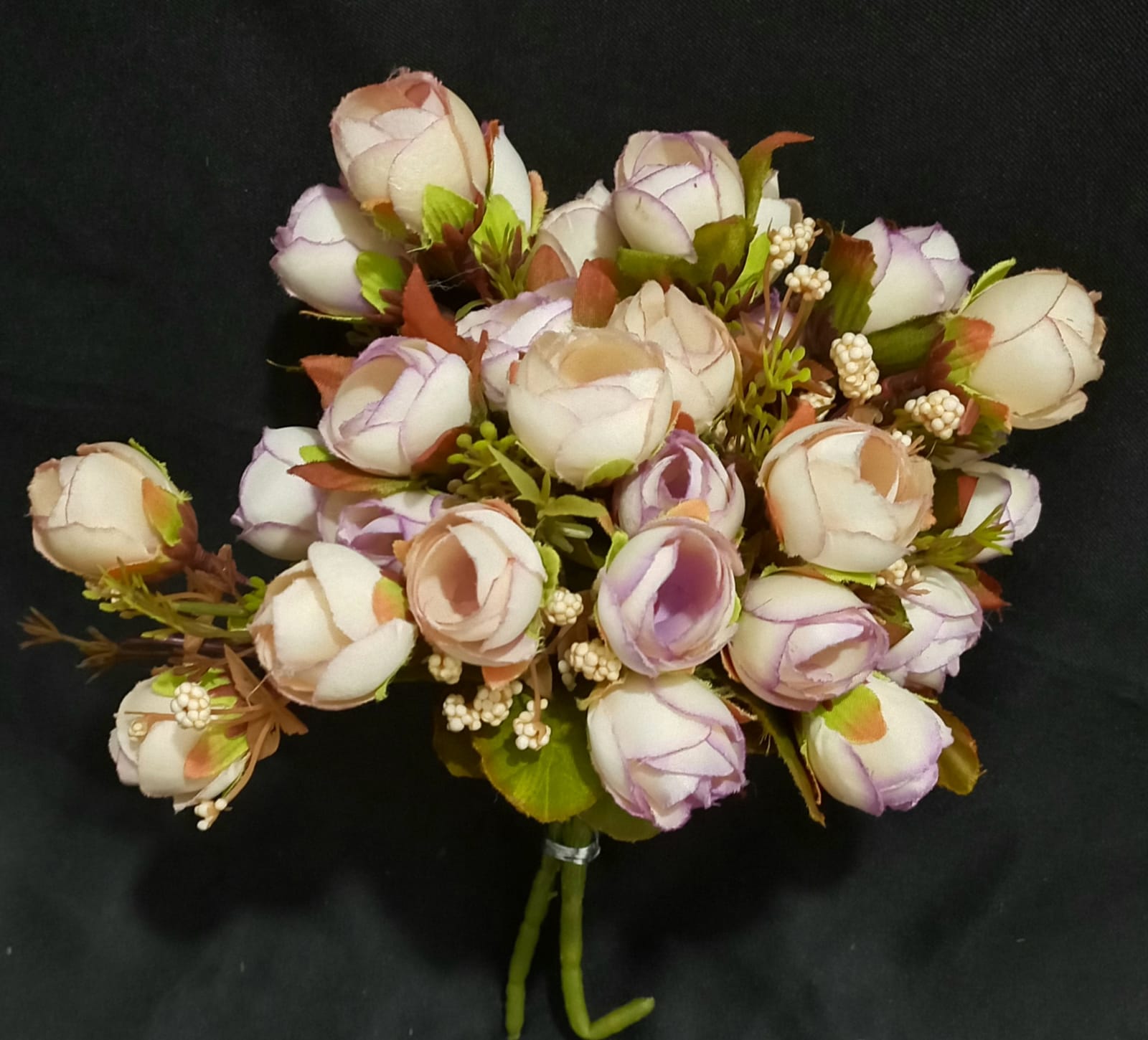 Purple small rose buds flower