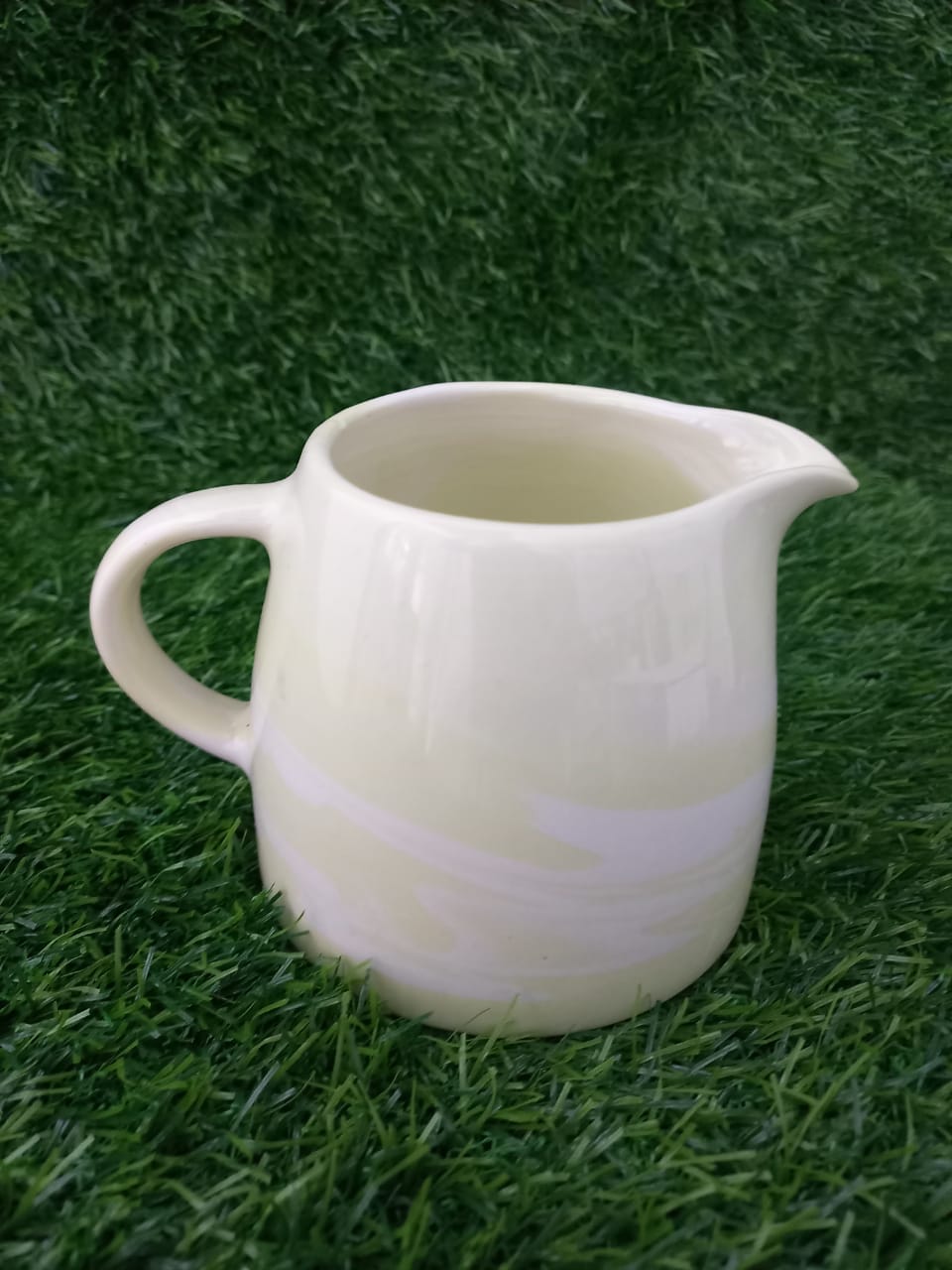 Diameter : 3 Inch,
Height      : 3.5 Inch