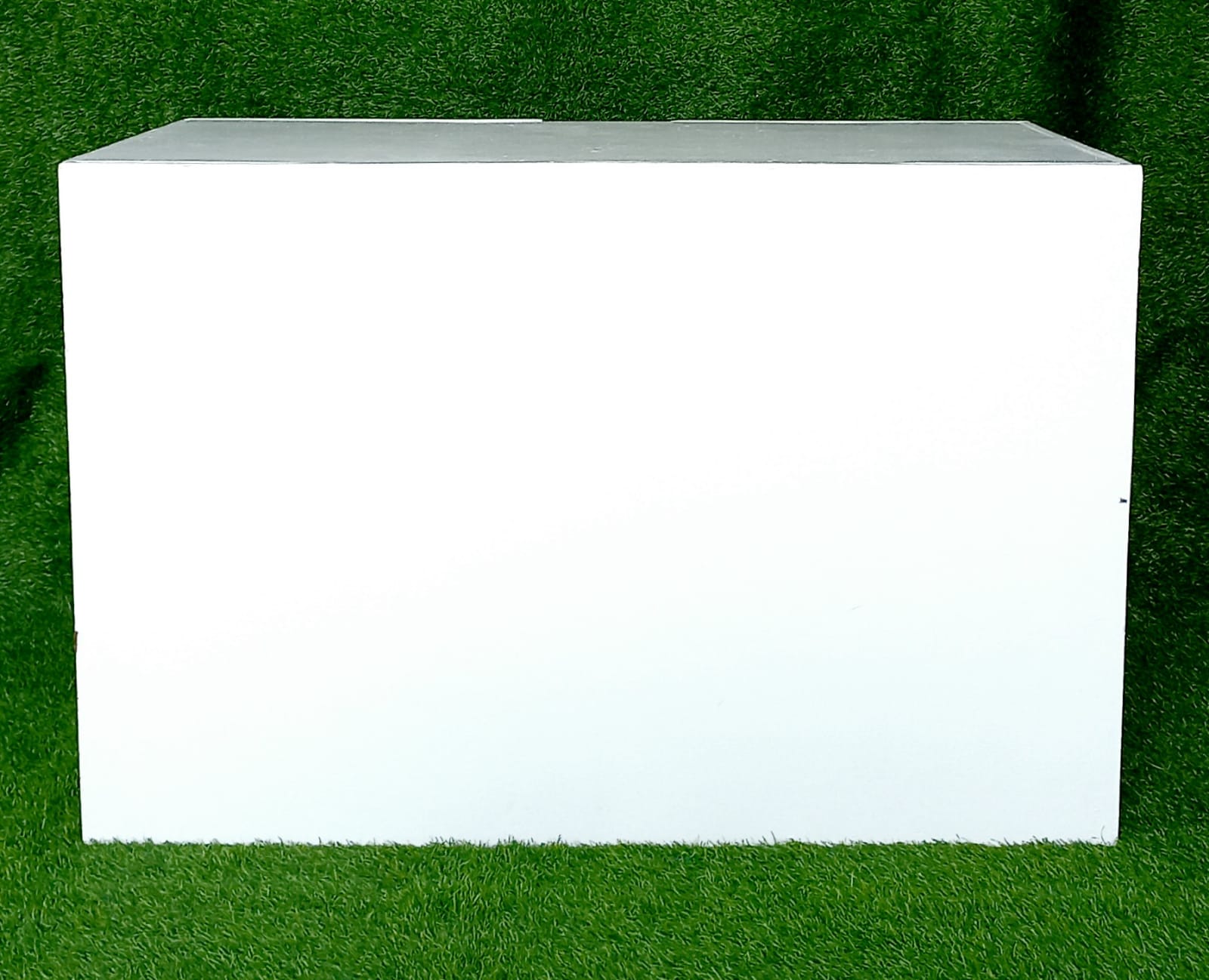 Box Table White Removable
