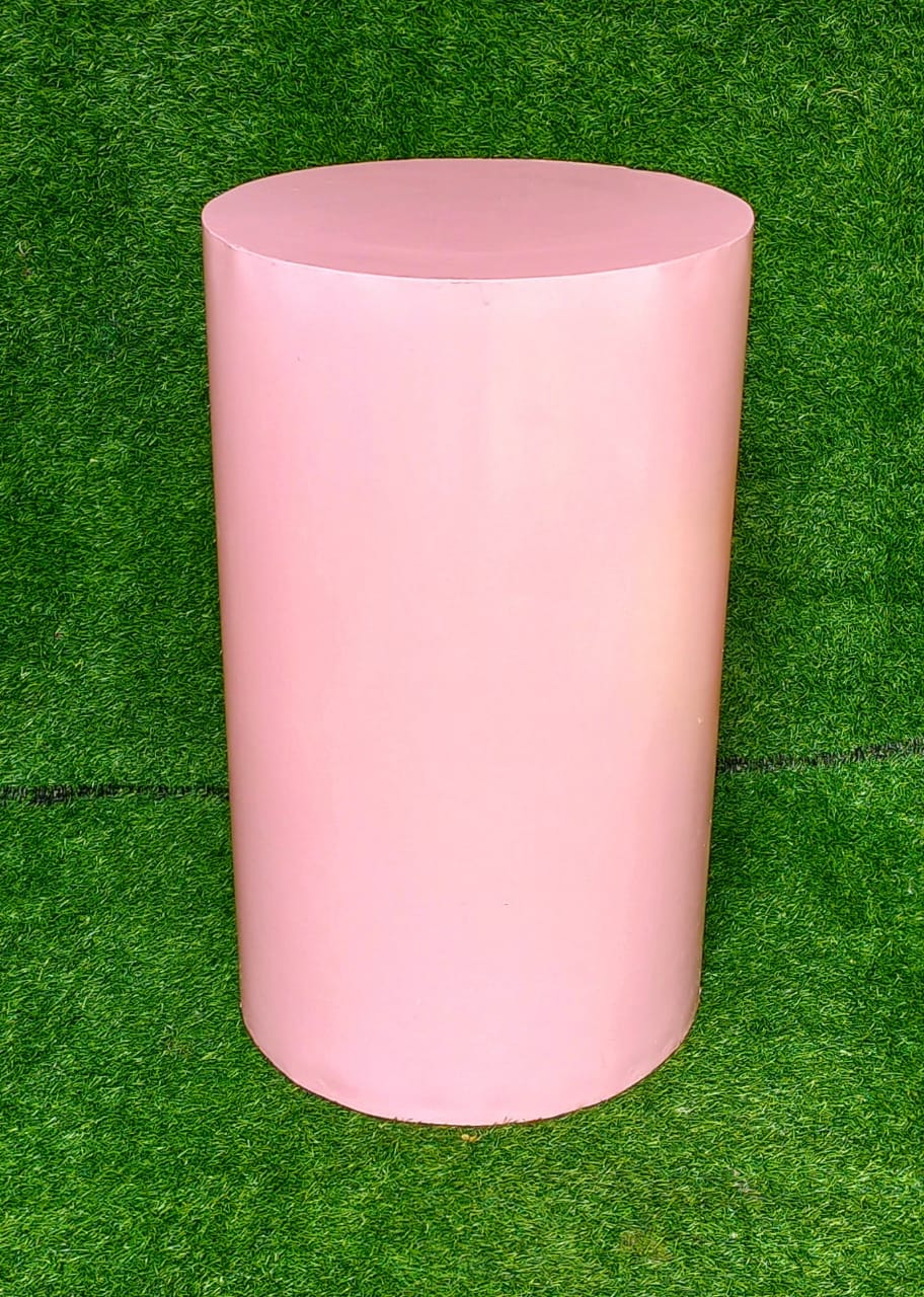 Diameter : 18 Inches
 Height : 30 Inches
 Circumferance : 58 Inches