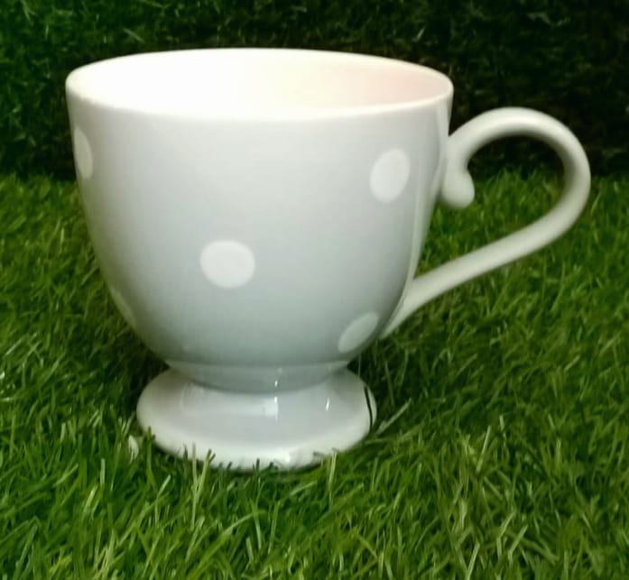 Diameter : 4.5 Inch,
Height      : 4 Inch