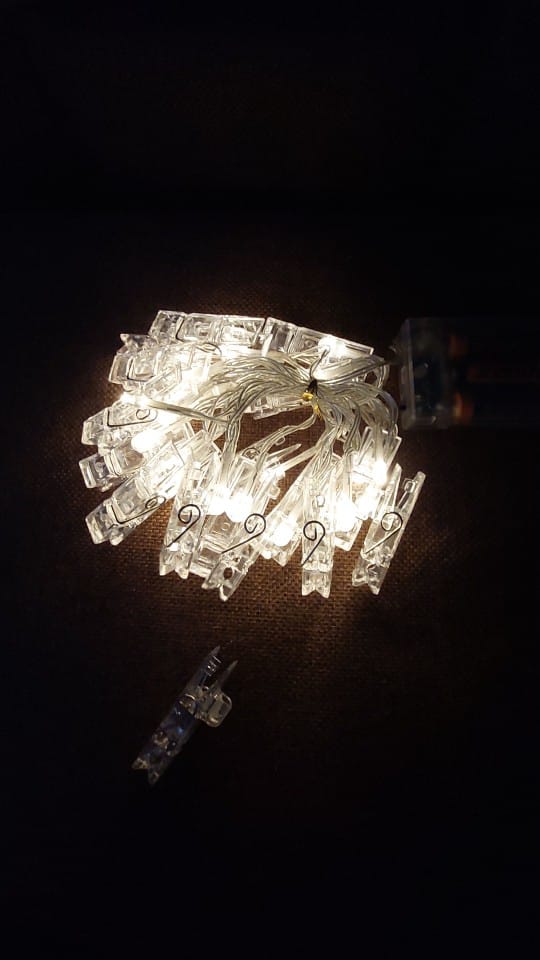 10 clips (1 warm white )
