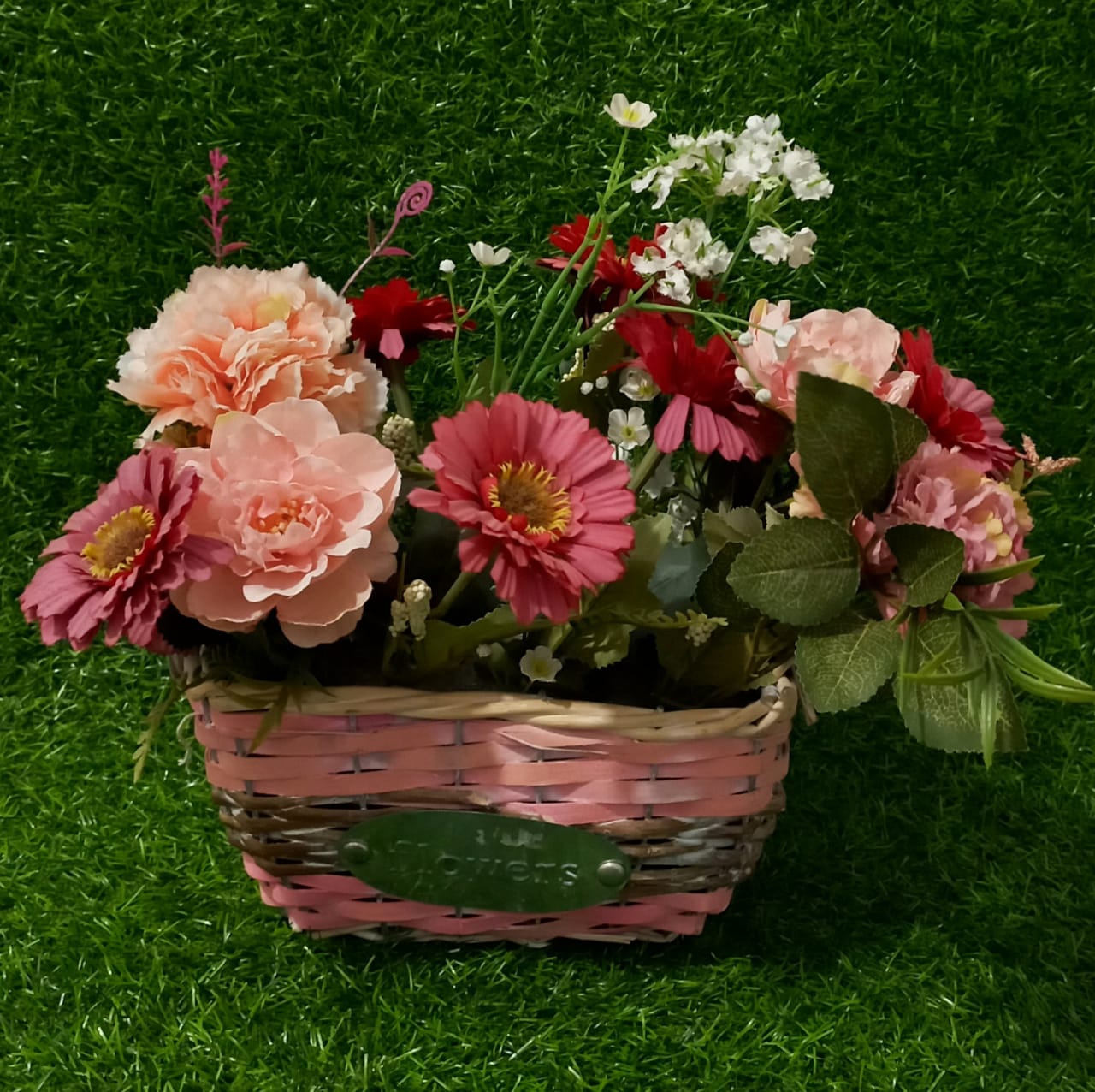 7.5 by 6 H 7.5 (2)
With flower 14