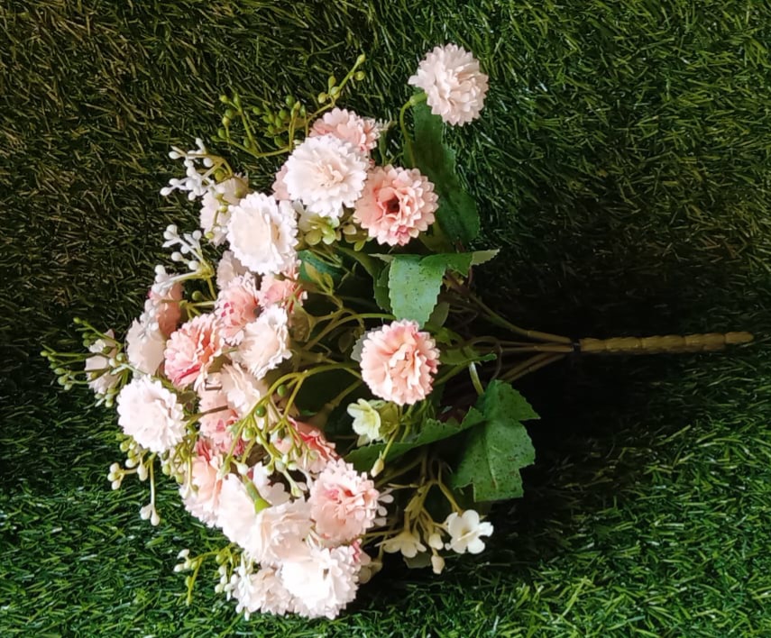 peach small flowers