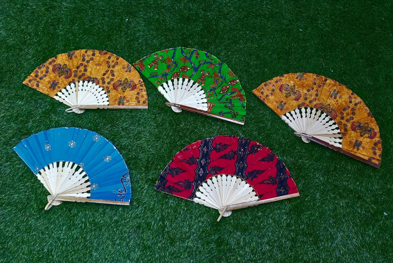 mehendi decor fan