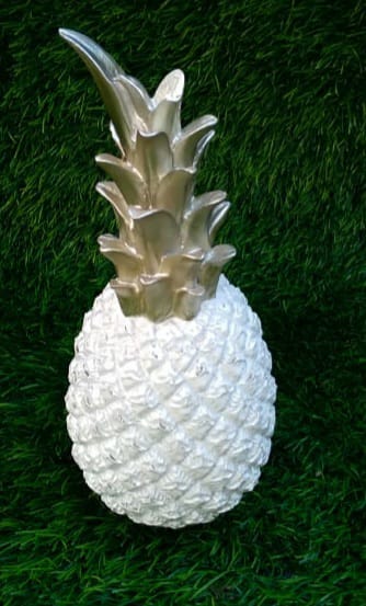 White Gold Pineapple