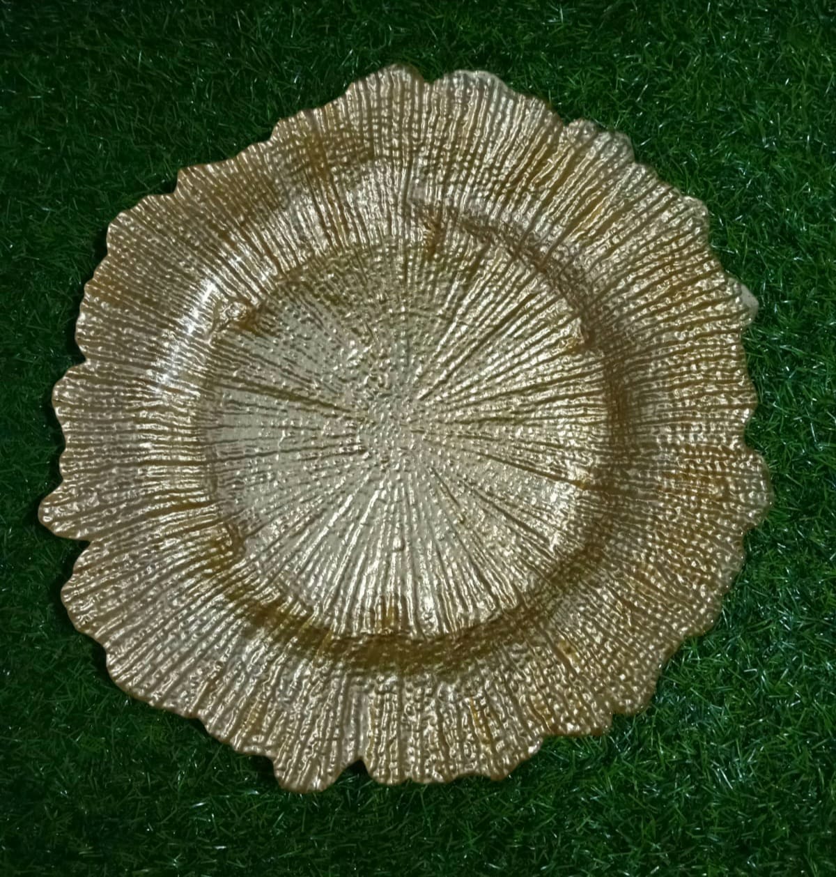 Diameter : 12 Inches