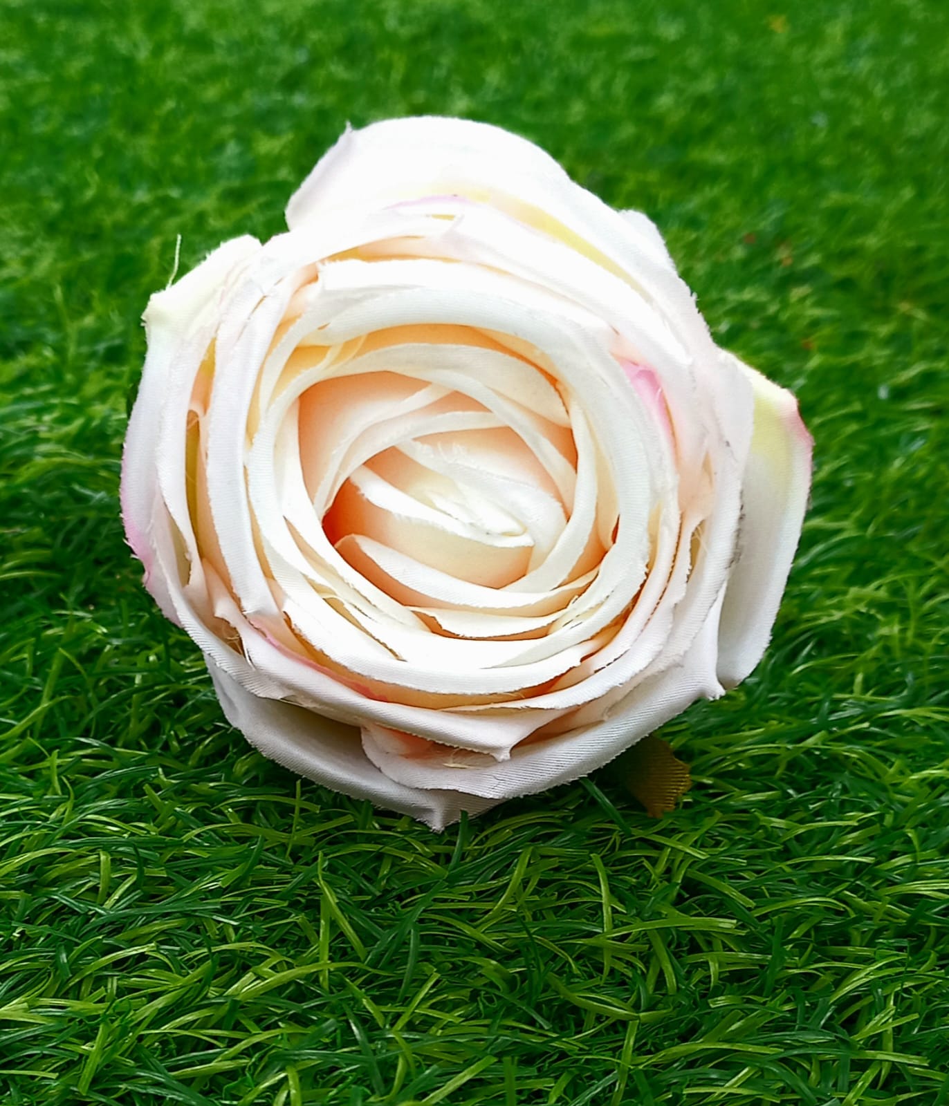 Single Flower Light Pink With Leaf
