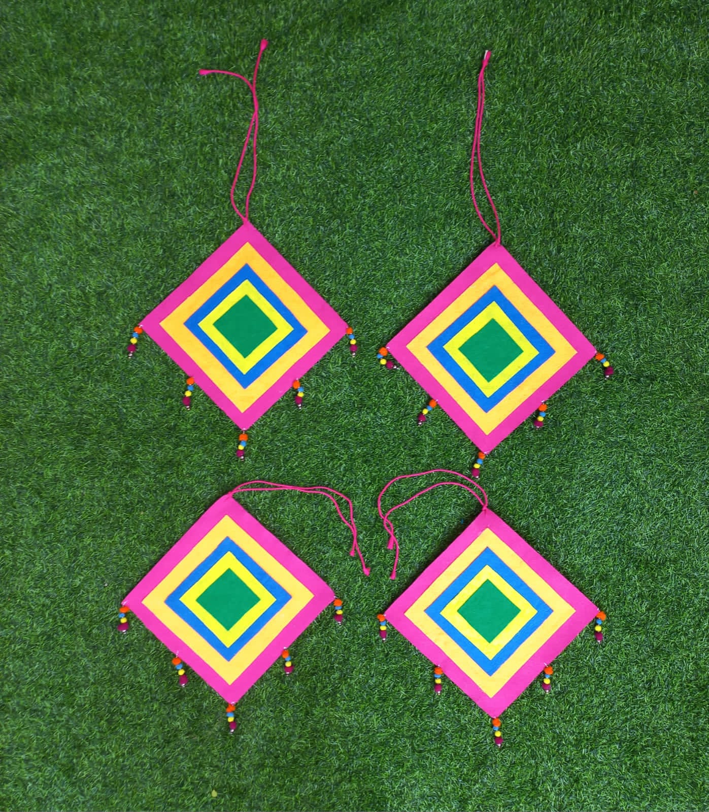 04 Pcs Pink Mehendi Kites HH