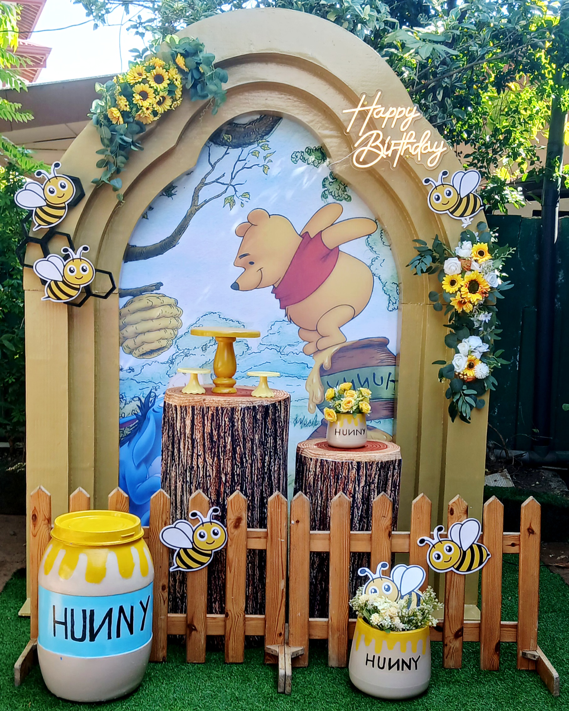 Winnie The Pooh SetUp / Yellow / Brown / Black