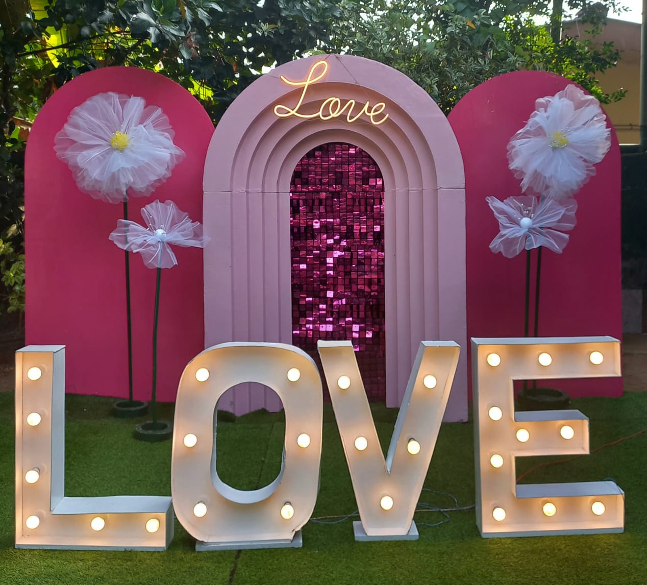 Engagement Theme SetUp / Valentine / Love / Pink