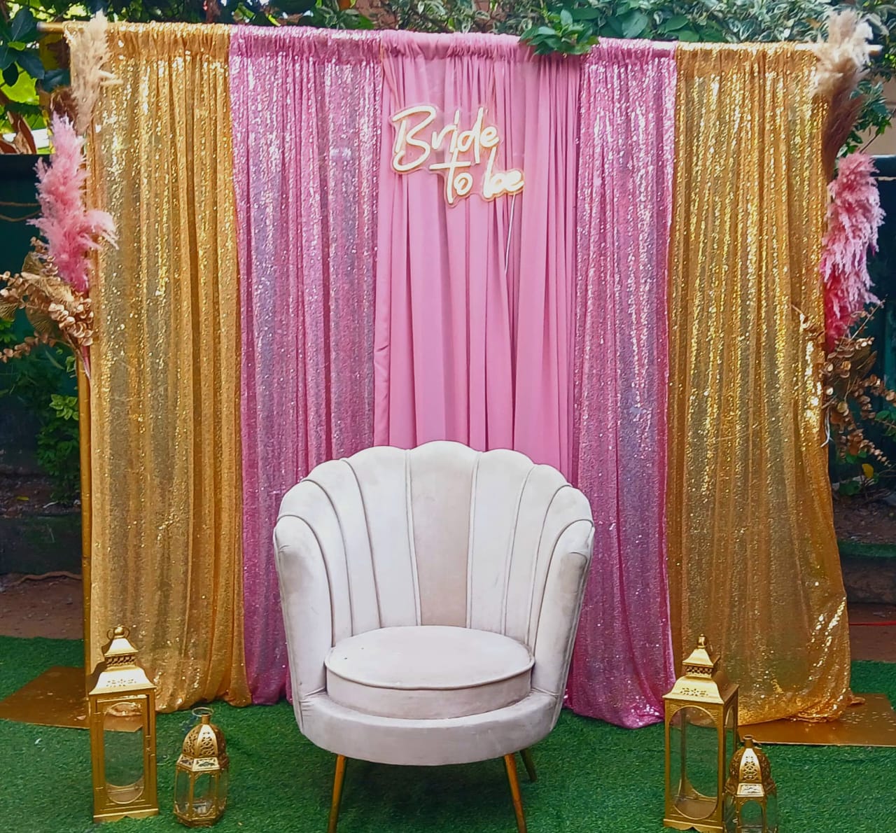 Bride To Be SetUp 04 / Onion Pink / Pink / Gold