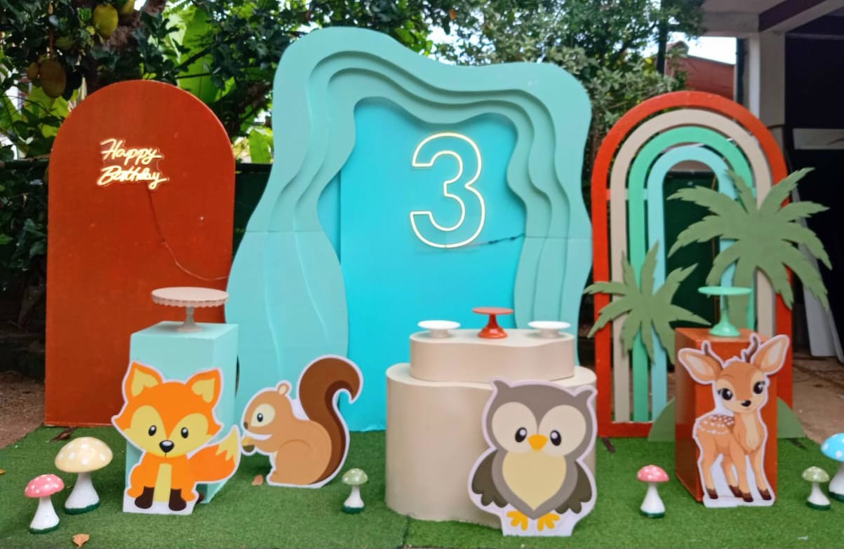 WoodLand Theme SetUp / Orange / Green / Nude