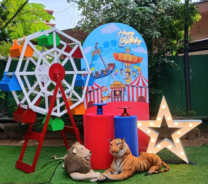 Circus Theme SetUp / Red / Blue / Orange