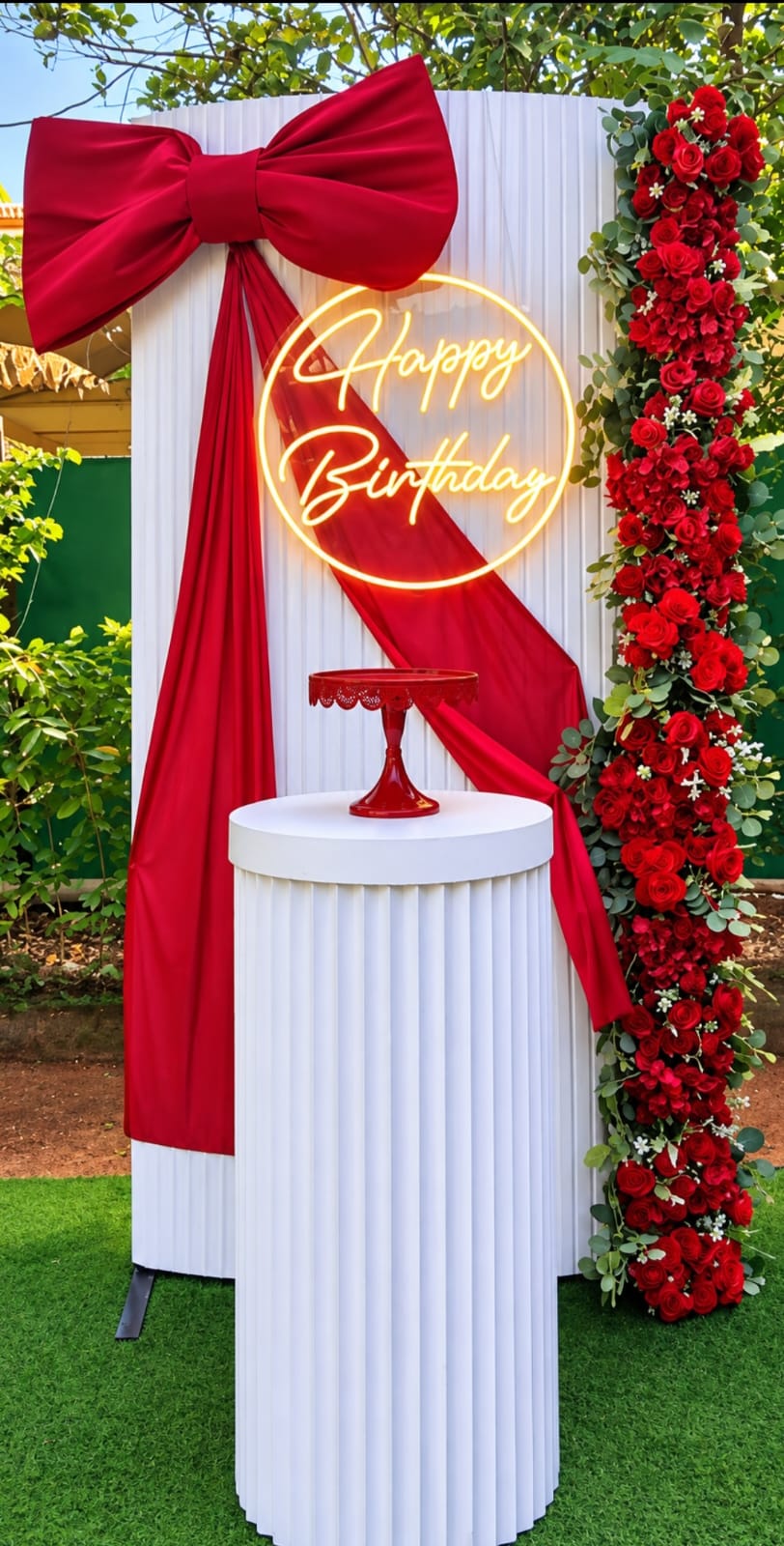Bow Theme SetUp / Red / White / Bow