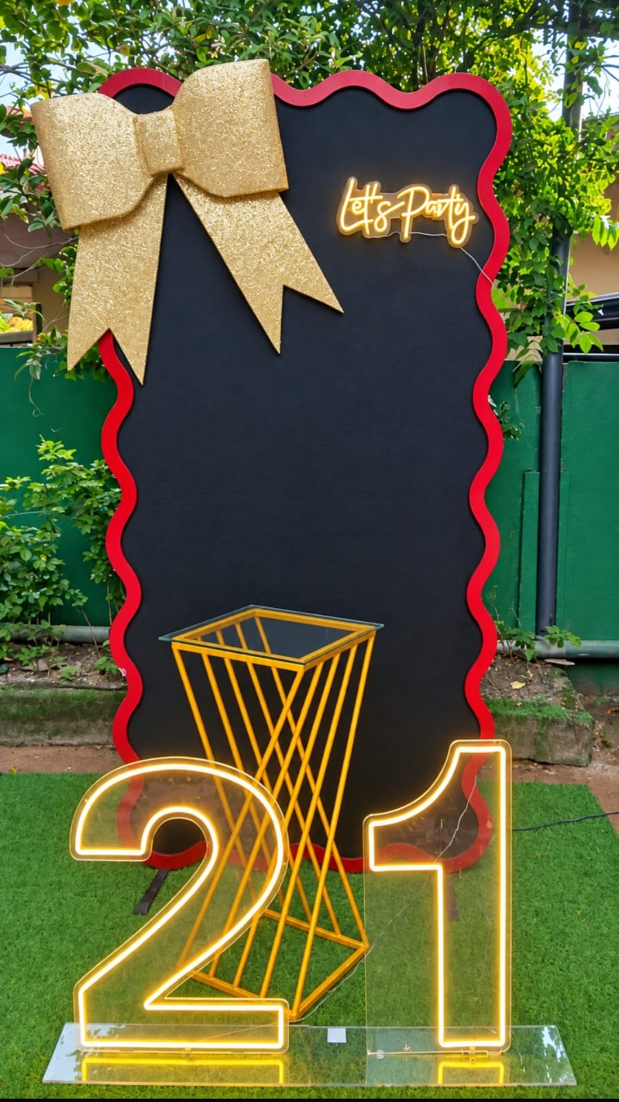 Bow Theme SetUp / Gold / Black / Red