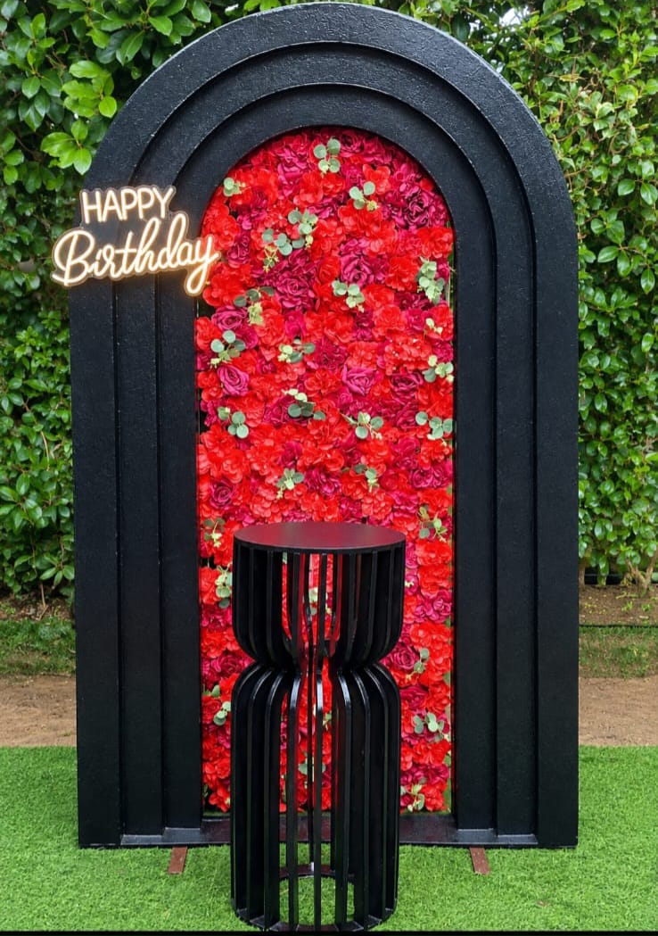 Floral Theme SetUp / Red / Black / Flower