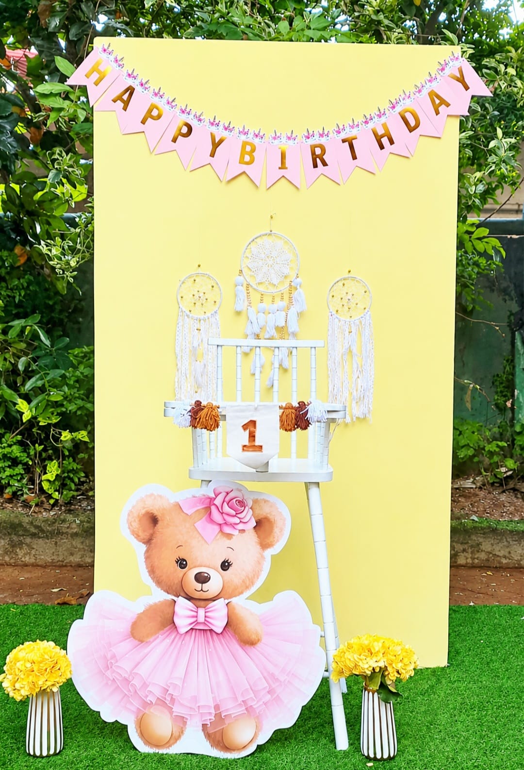 PhotoShoot Theme SetUp / Pastal Yellow / Teddy / 01ST / One
