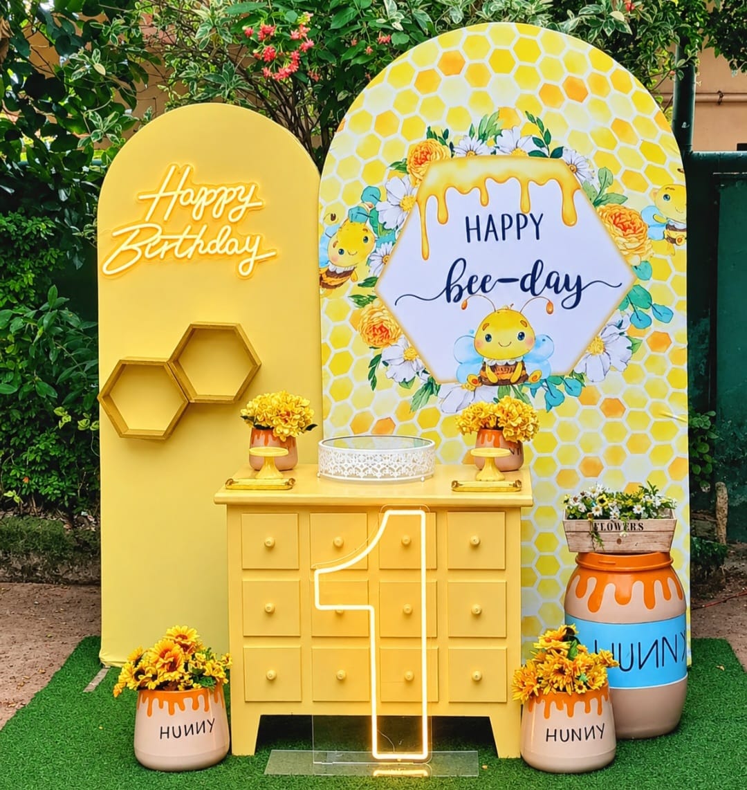 Bee Theme SetUp 01 / Yellow / White