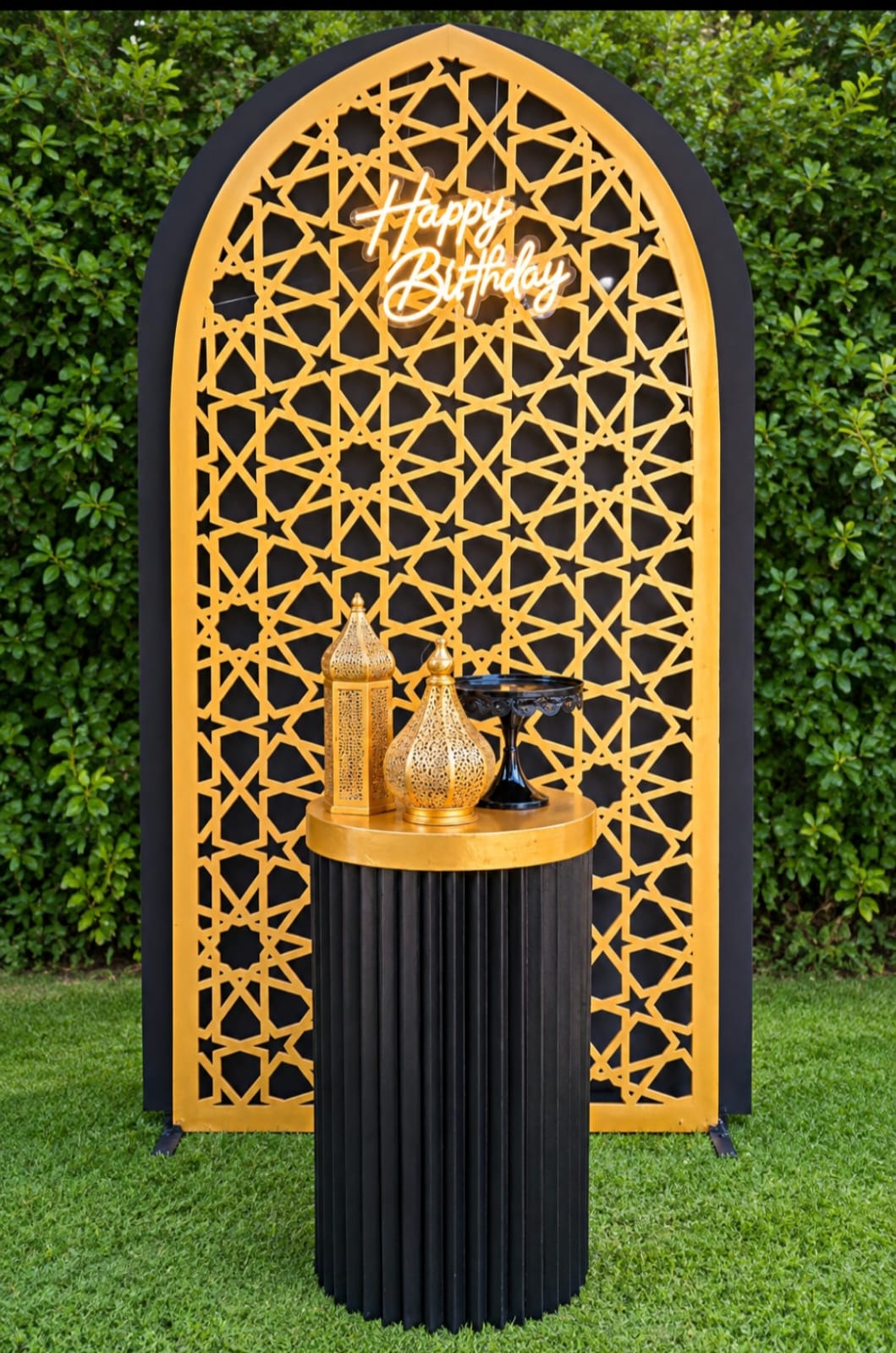 Arabic Theme SetUp / Arabic / Gold / Black / Lantern / Grass