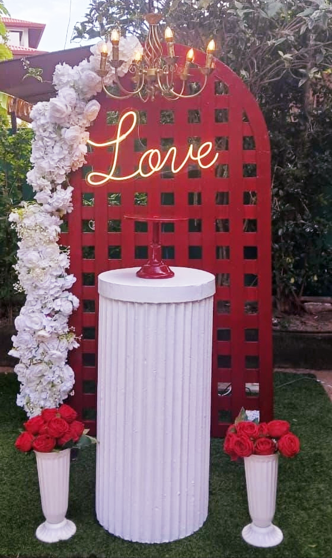Valentine Theme SetUp / Red / White / Flower