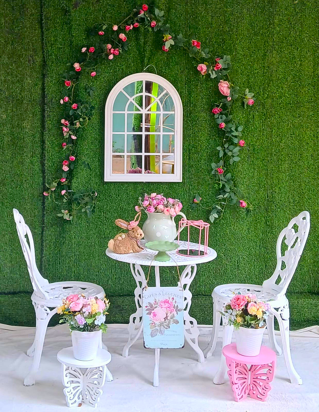 Vintage Theme SetUp / White / Pink / Green
